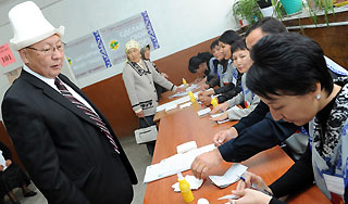 В президенты метят 83 киргиза В президенты метят 83 киргиза