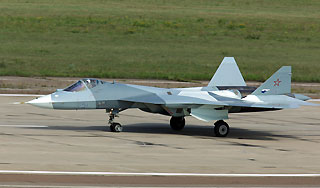 У Т-50 возникли проблемы при взлете У Т-50 возникли проблемы при взлете