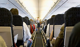 Стюардесса вывела из строя самолет Стюардесса вывела из строя самолет