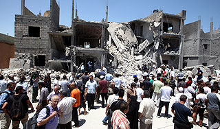 Штаб мятежников переезжает в Триполи Штаб мятежников переезжает в Триполи