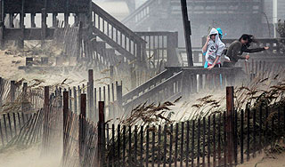 Ураган в США обесточил атомную станцию Ураган в США обесточил атомную станцию