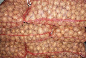 Цены на товары и услуги снизились незначительно