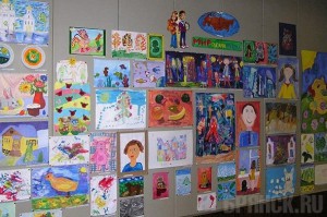 Маленькие художники приглашают на свою выставку