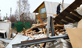 Женщина погибла от хлопка дверью Женщина погибла от хлопка дверью