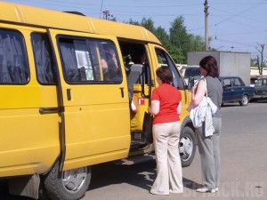 В Брянске задержали трех маршрутчиков-наркоманов