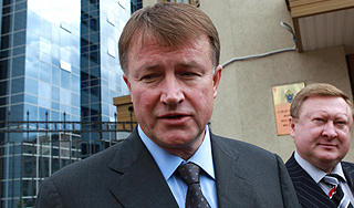 Экс-губернатору Дудке предъявили обвинение Экс-губернатору Дудке предъявили обвинение