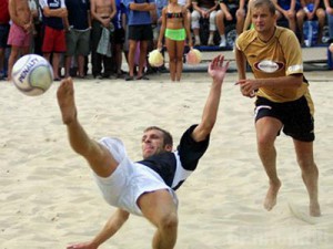 В соревнованиях по пляжному футболу брянцы заняли второе место