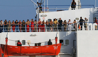 Сомалийские пираты сменили тактику Сомалийские пираты сменили тактику