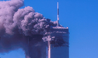 Нью-Йорк вспоминает десятую годовщину 9/11 Нью-Йорк вспоминает десятую годовщину 9/11