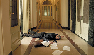 Бизнесмена насмерть забили в офисе Бизнесмена насмерть забили в офисе