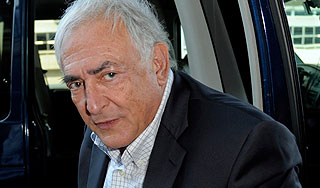 Стросс-Кана вновь отправили на допрос Стросс-Кана вновь отправили на допрос