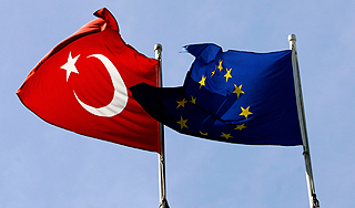 Турция грозит Евросоюзу кризисом Турция грозит Евросоюзу кризисом