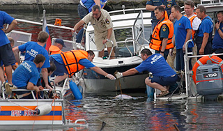 В аварии катера погиб тренер боксеров В аварии катера погиб тренер боксеров
