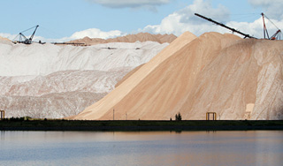 Китай отбирает у России белорусские активы Китай отбирает у России белорусские активы