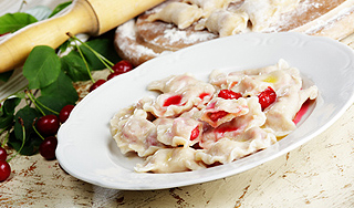 Украинец насмерть объелся варениками Украинец насмерть объелся варениками