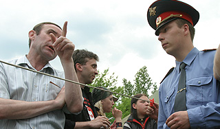 В Москве прохожий спас девочку от педофила В Москве прохожий спас девочку от педофила