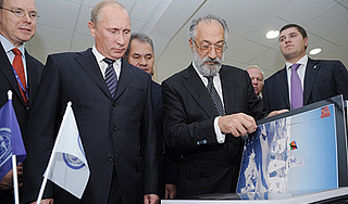 Путину показали арктический город будущего Путину показали арктический город будущего