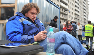 Голодающий Полонский заблокировал стройку Голодающий Полонский заблокировал стройку