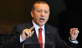 В США напали на турецкого премьера Эрдогана В США напали на турецкого премьера Эрдогана