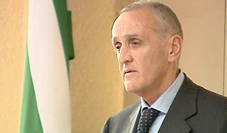 Анкваб вступил в должность главы Абхазии Анкваб вступил в должность главы Абхазии