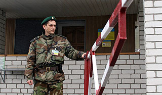 Таможня Крыма отобрала у россиянина часы Таможня Крыма отобрала у россиянина часы