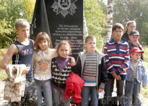 Ребята из брянских приютов побывали на стоянке Виноградова