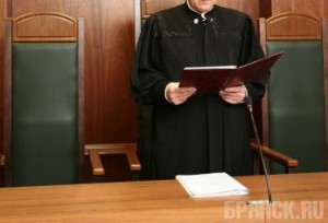 Вынесен приговор жителю Клинцовского района, зарезавшему парня