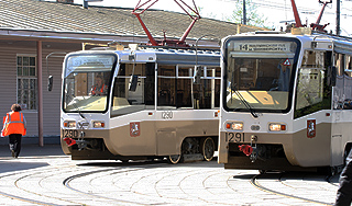 Россиянам запретили обгонять по рельсам Россиянам запретили обгонять по рельсам