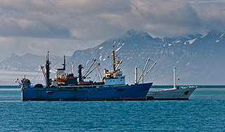 Норвегия арестовала российское судно Норвегия арестовала российское судно