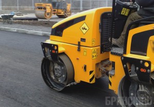 Выделены деньги на асфальтирование дорог возле школ и детских садов