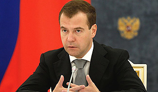 Медведев: Пролететь на выборах может любой Медведев: Пролететь на выборах может любой