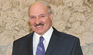 Лукашенко снизил цену газа для белорусов Лукашенко снизил цену газа для белорусов