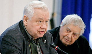 Табаков взялся устроить Любимова Табаков взялся устроить Любимова