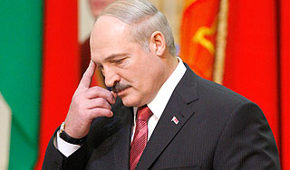 Лукашенко потерял доверие белорусов Лукашенко потерял доверие белорусов