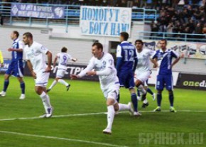 «Динамо» и «Сибирь» обменялись в Брянске голами