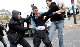 Фанат погиб в массовой драке под Москвой Фанат погиб в массовой драке под Москвой