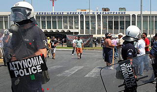 В Греции закрыли все аэропорты В Греции закрыли все аэропорты