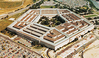 Пентагон ждет мощного удара по США Пентагон ждет мощного удара по США