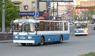 В Москве стреляют по троллейбусам В Москве стреляют по троллейбусам