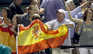 Россия выкупит долги европейских стран Россия выкупит долги европейских стран