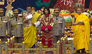 Женой короля Бутана стала простолюдинка Женой короля Бутана стала простолюдинка