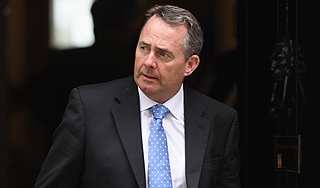 Британский министр уволен из-за скандала Британский министр уволен из-за скандала