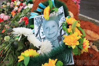 Повторный митинг на месте жуткого ДТП едва не превратился в балаган