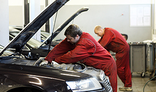 Техосмотр отдали автосервисам Техосмотр отдали автосервисам