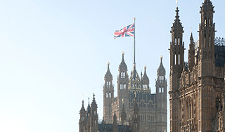 Россиянка лишила британского депутата поста Россиянка лишила британского депутата поста