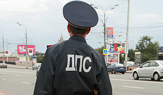 Сотрудник омской полиции уволен за мат Сотрудник омской полиции уволен за мат