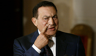 Мубарак разрыдался после убийства Каддафи Мубарак разрыдался после убийства Каддафи