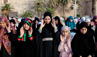 После смерти Каддафи ввели многоженство После смерти Каддафи ввели многоженство