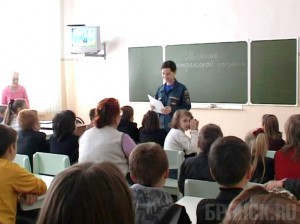 Учащимся спецшколы рассказали о пожарной безопасности