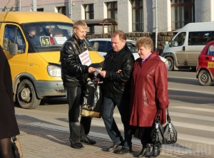 Студенты БГУ призвали горожан соблюдать Правила дорожного движения